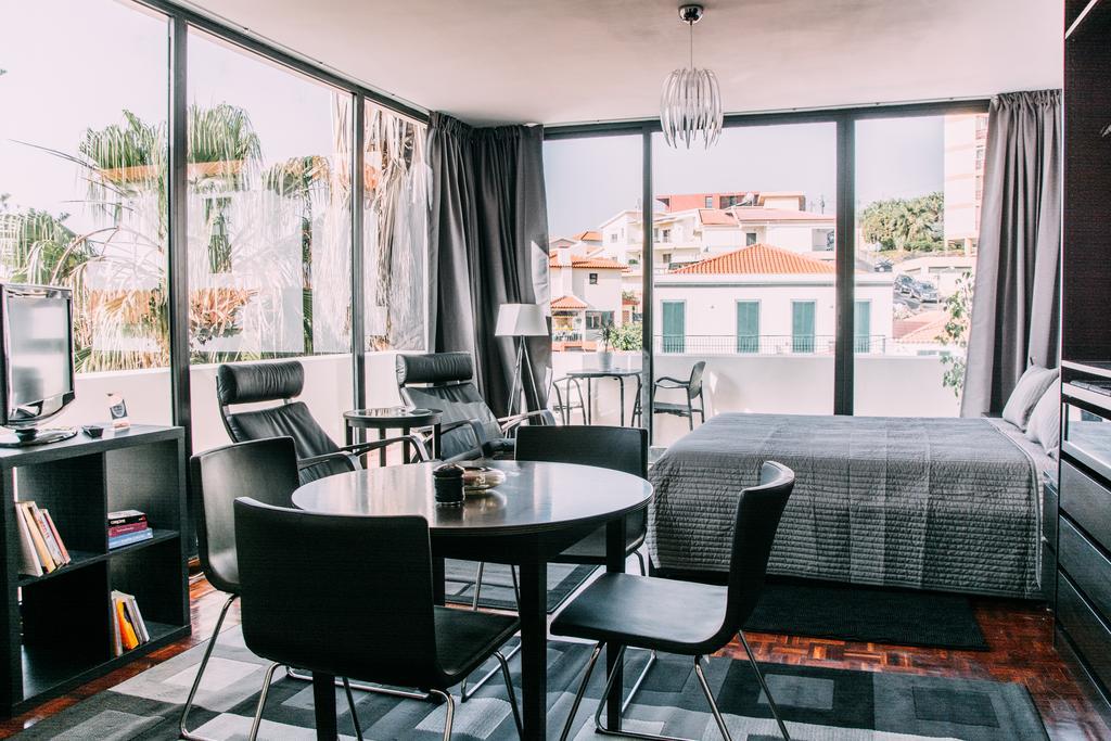 Arts In Apartments Pina Funchal  Extérieur photo